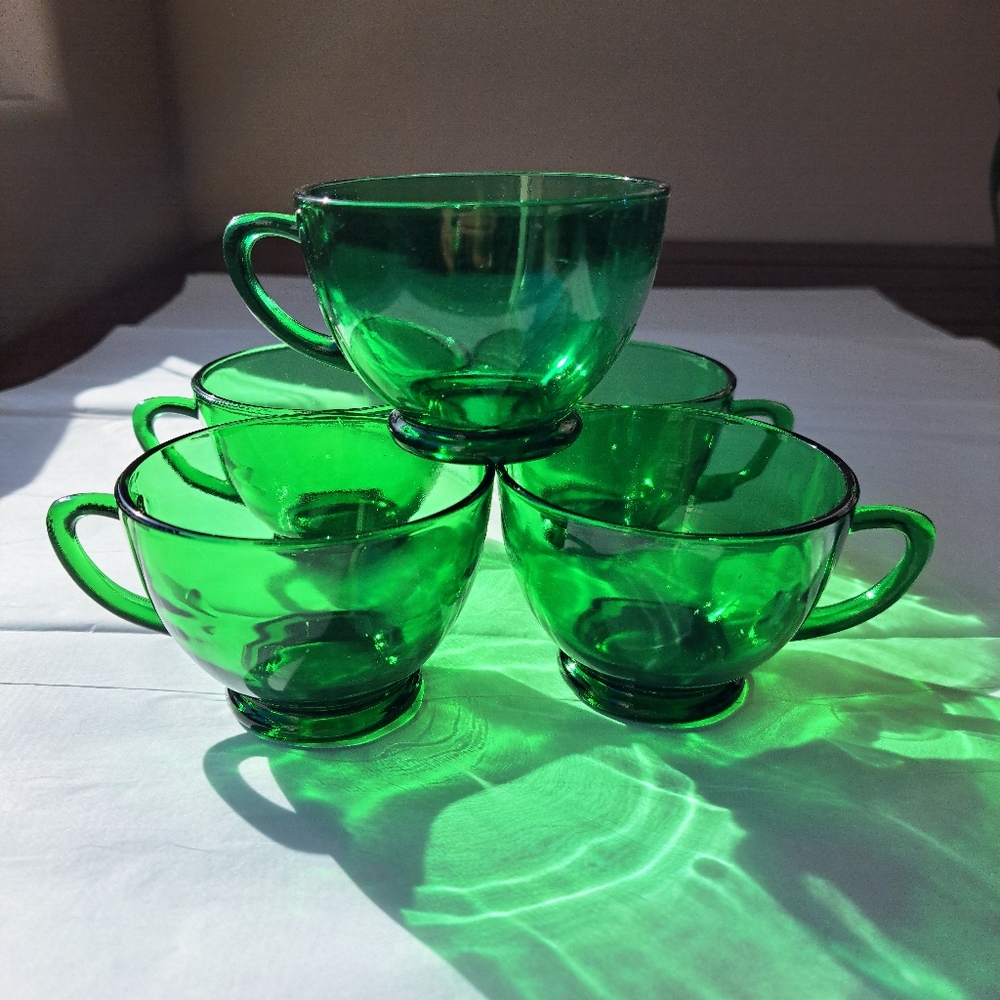 Set of 5 Vintage MCM Anchor Hocking Forest Green Glass Festive Party Cups Decor
